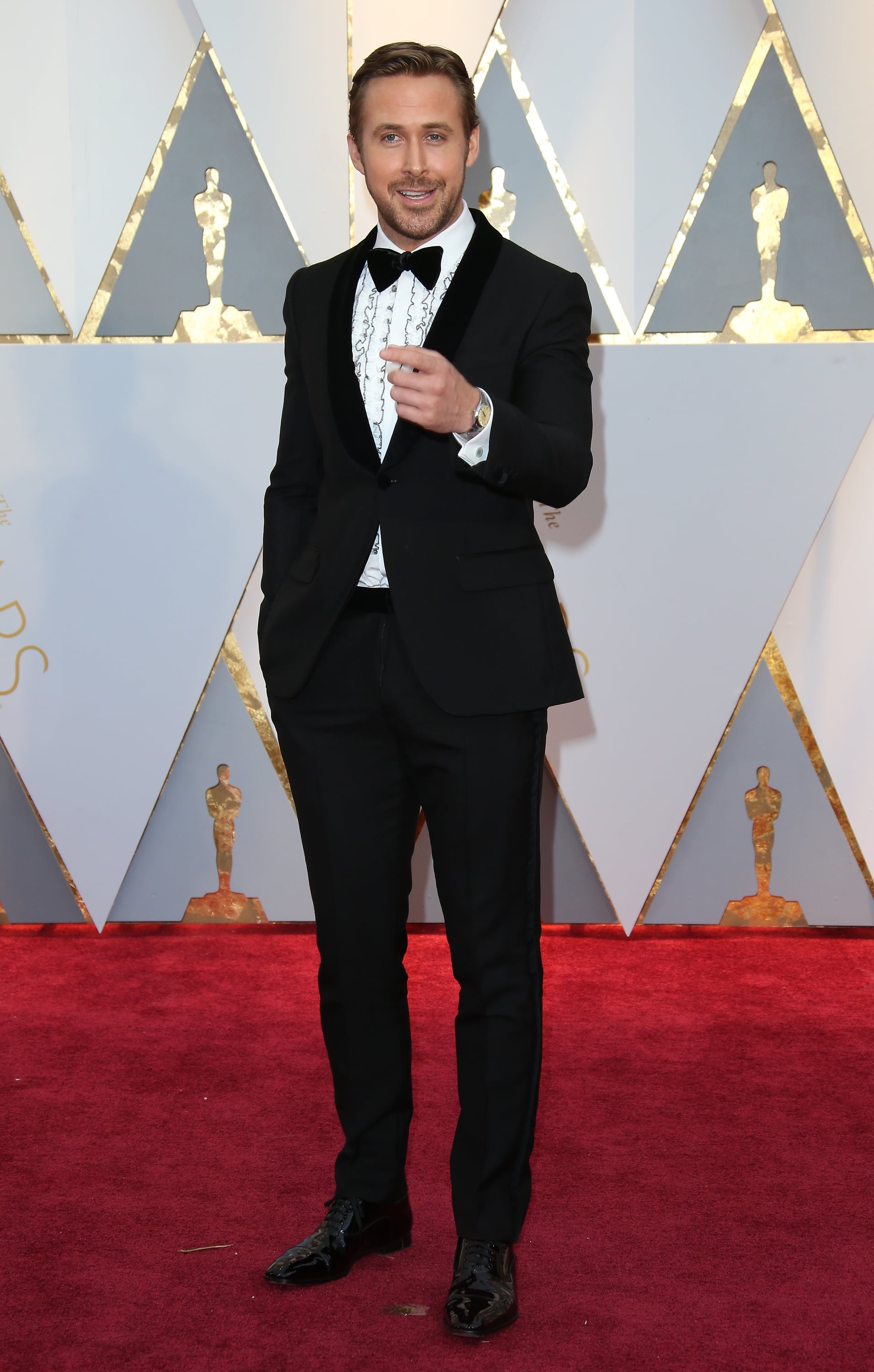 HOLLYWOOD, CA - FEBRUARY 26: Actor Ryan Gosling arrives at the 89th Annual Academy Awards at Hollywood & Highland Centre on February 26, 2017 in Hollywood, California. (Photo by Dan MacMedan/Getty Images)