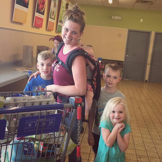 Stranger Takes Photo of Mom and 4 Kids in Grocery Store