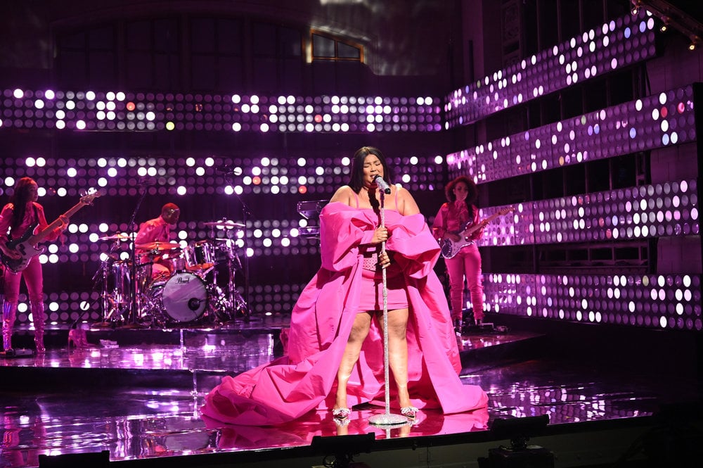 Lizzo's Hot Pink Minidress and Cape on "SNL"