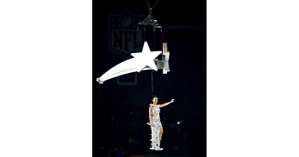 Katy Perry Flying During Super Bowl Halftime Show Popsugar Celebrity Photo 8 
