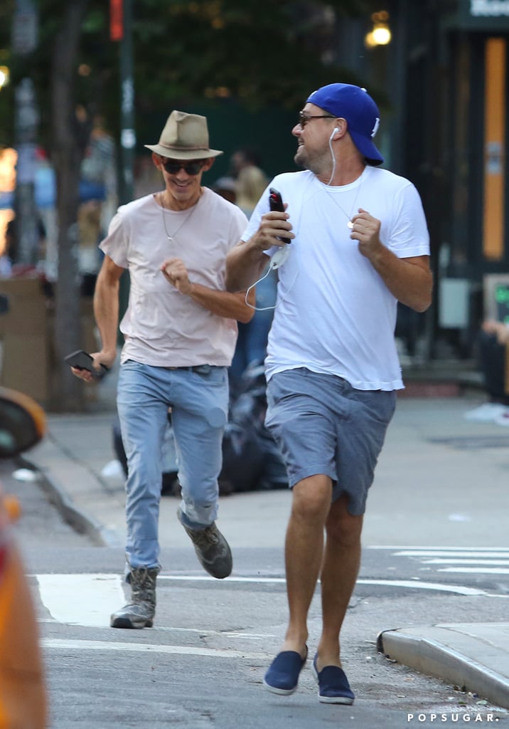 Leonardo DiCaprio Catching a Cab in NYC Pictures | POPSUGAR Celebrity ...