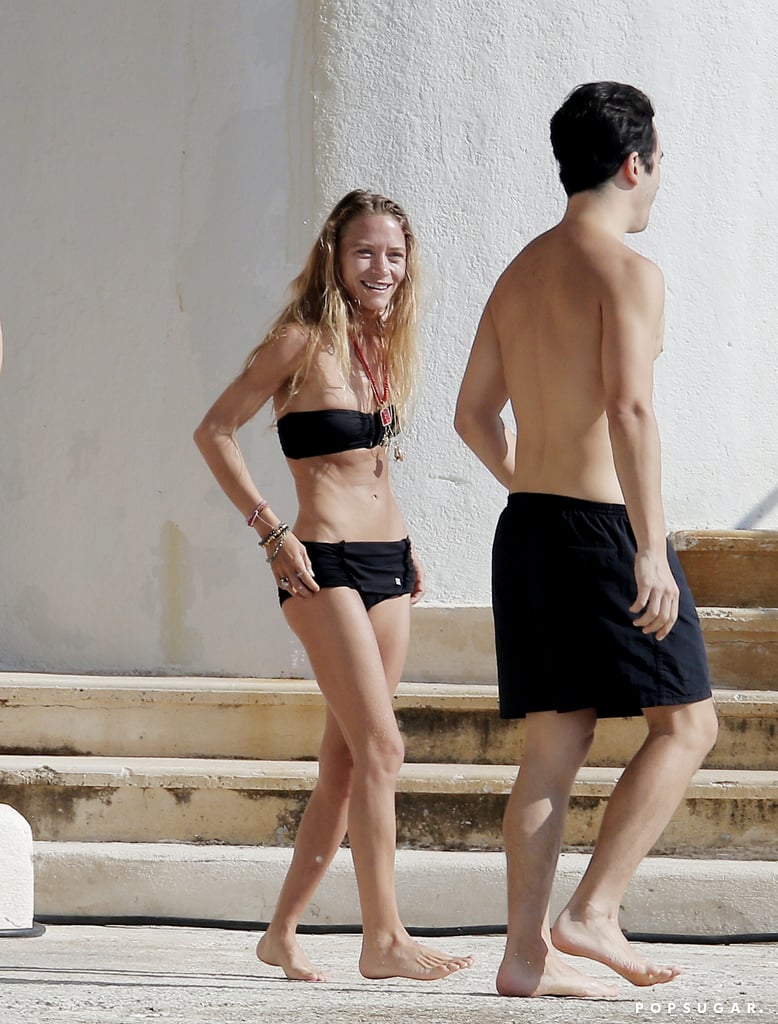 Mary Kate Olsen In A Bikini 32