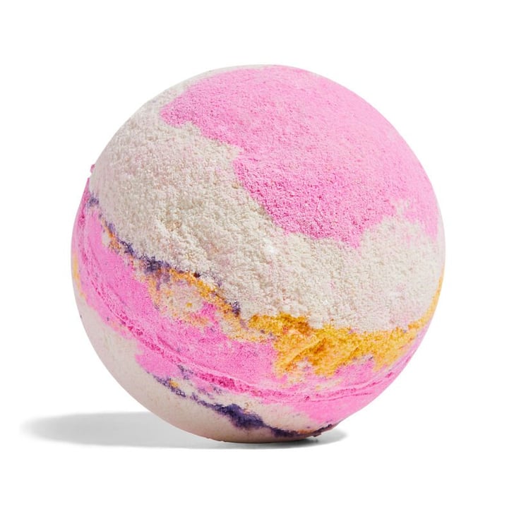 Lush Marshmallow World Bath Bomb DessertInspired Beauty Products
