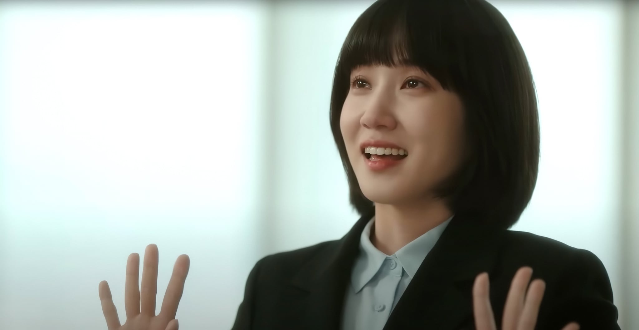 WEIRD LAWYER WOO YOUNG WOO, (aka EXTRAORDINARY ATTORNEY WOO), PARK Eun-bin, (Season 1, premiered in South Korea on June 29, 2022). photo: ENA / Courtesy Everett Collection