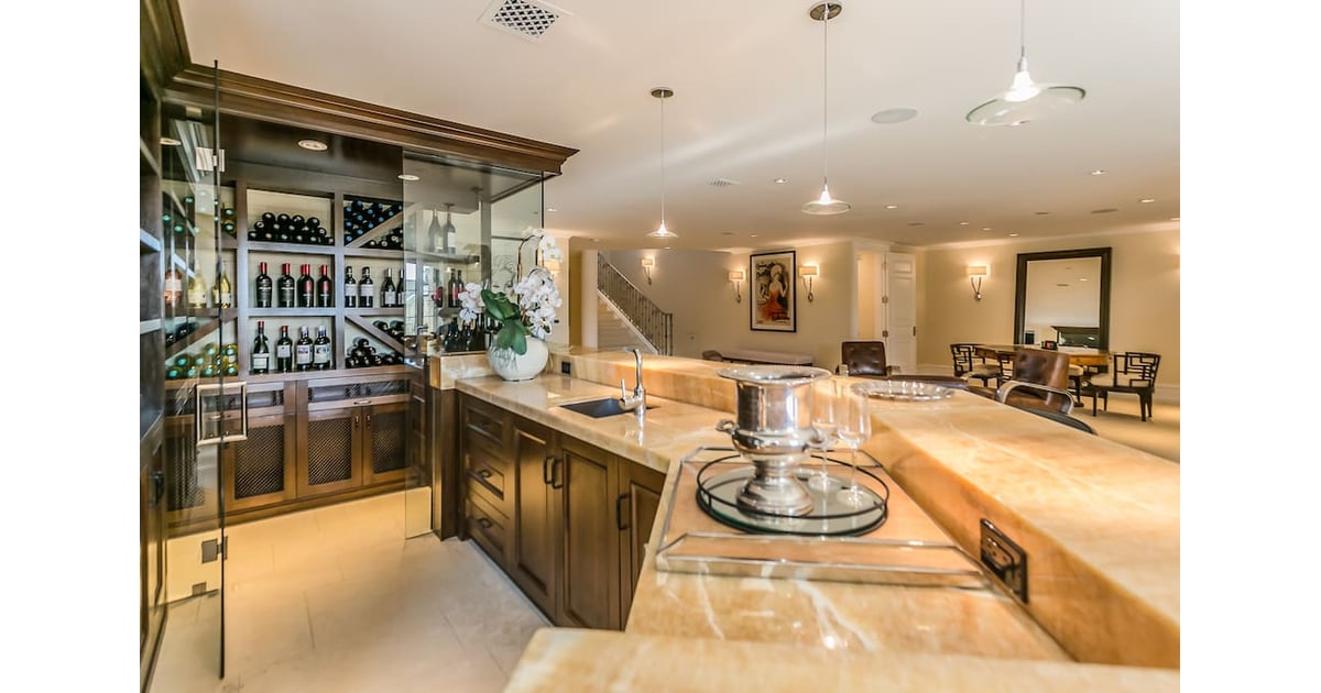 Drake's Beverly Hills Airbnb POPSUGAR Home Photo 17