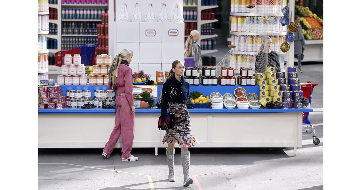 Chanel S Supermarket Sweep Fall Winter 2014 19 Chanel Runway