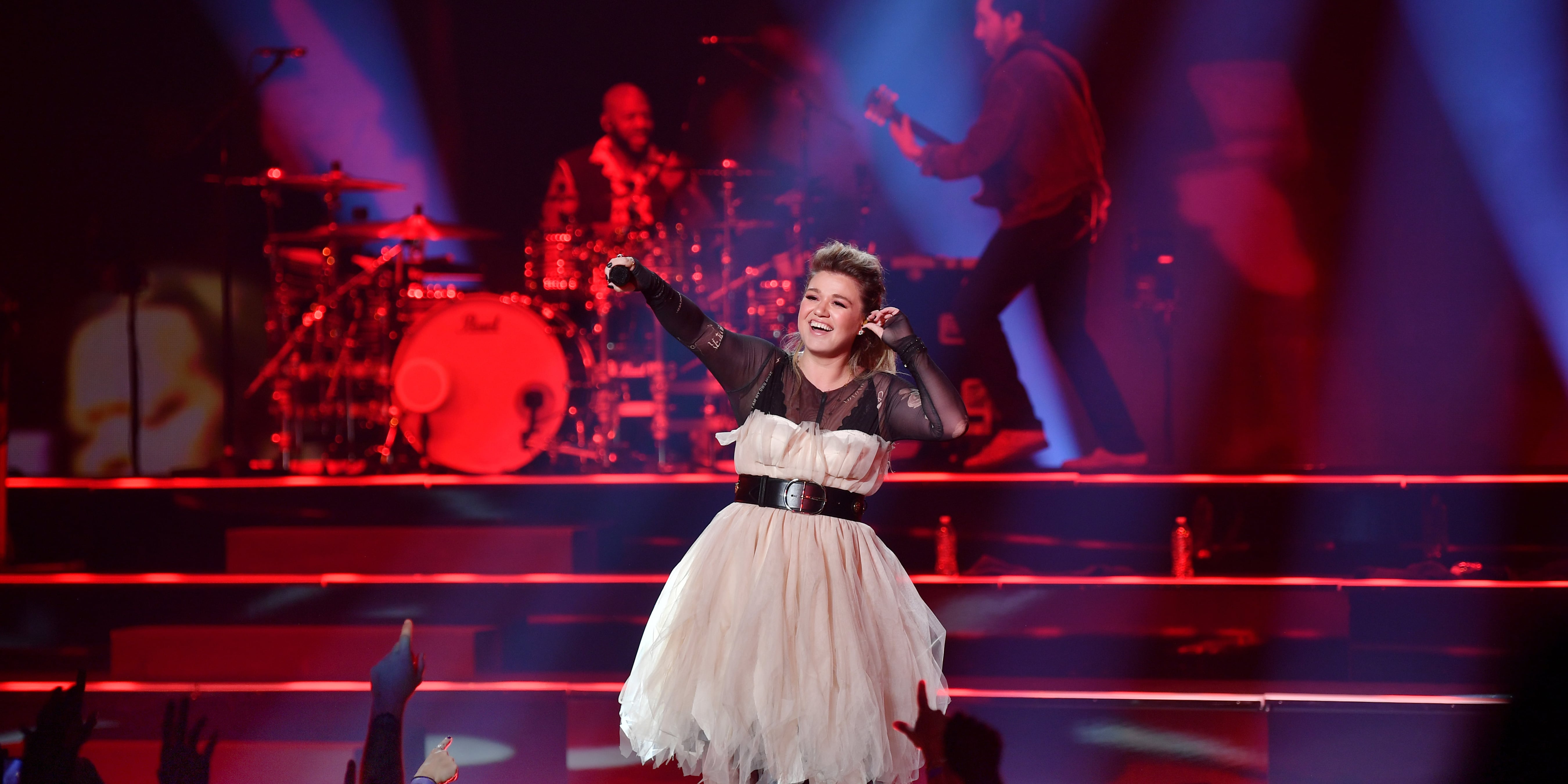 Listen to Kelly Clarkson's Best Covers | POPSUGAR Entertainment - Vimarsana News