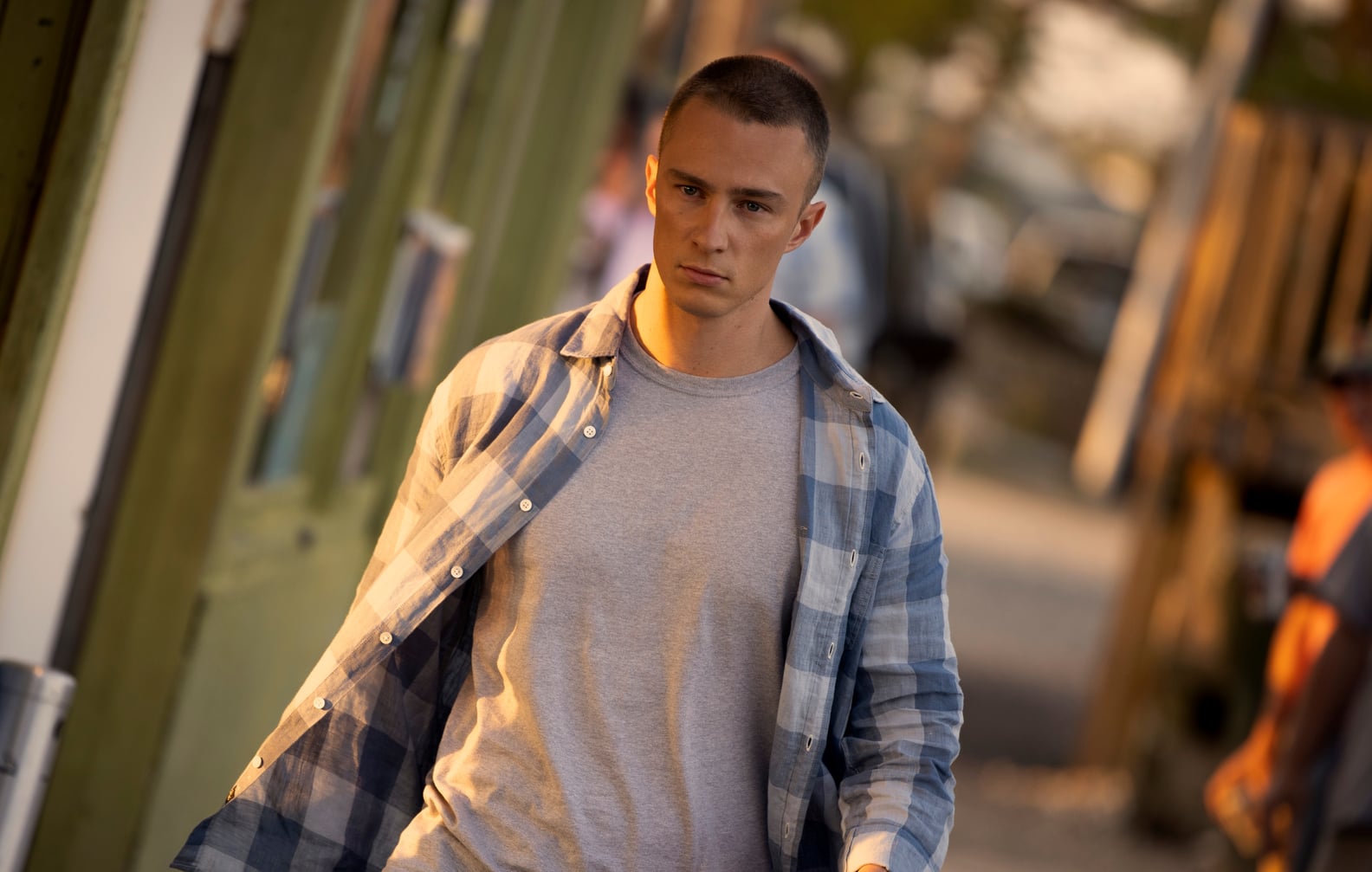 Outer Banks: Rafe Cameron's Buzz Cut Is the Star of Season 3 | POPSUGAR Beauty