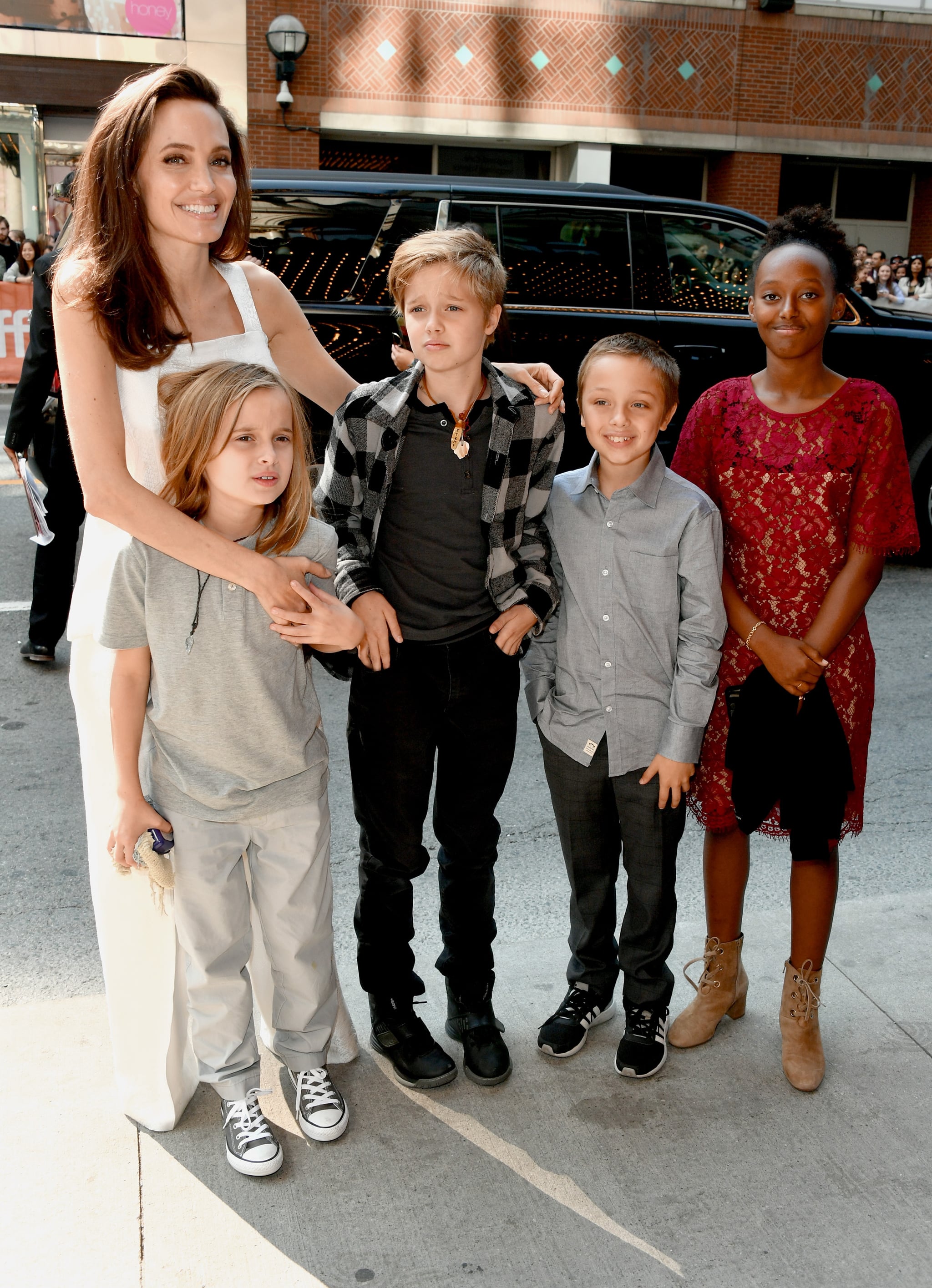 Angelina Jolie With Her Kids At Toronto Film Festival 17 Popsugar Middle East Celebrity And Entertainment