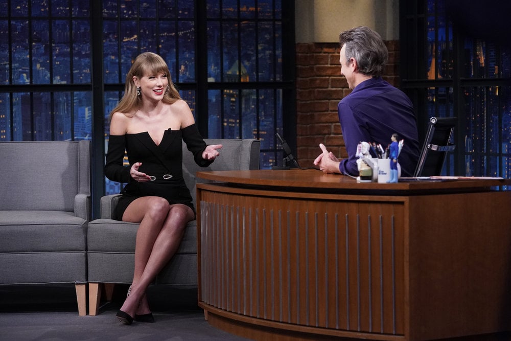 Taylor Swift Channels Diana's "Revenge Dress" on Seth Meyers