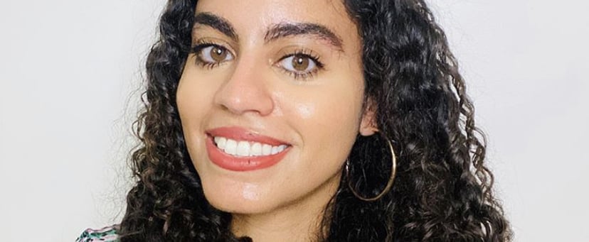 Importance of Hoop Earrings For Latinas
