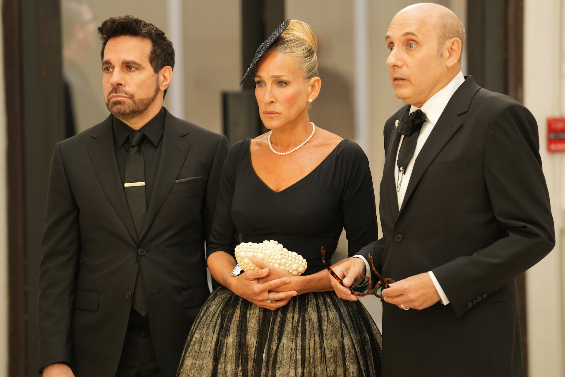 tmp_7PGoIE_c4e5d0337dd221e0_mario-cantone-sarah-jessica-parker-willie-garson_0.jpg