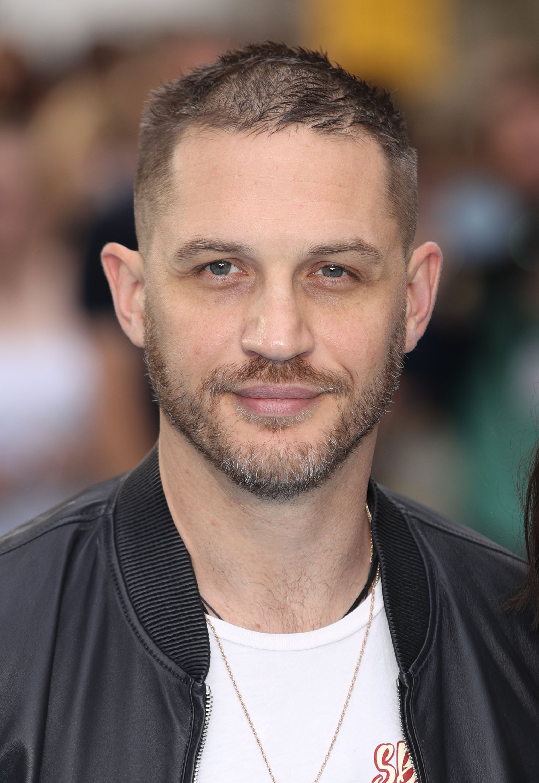 Actor In Venom 60 Photos - Moonagedaydream.film