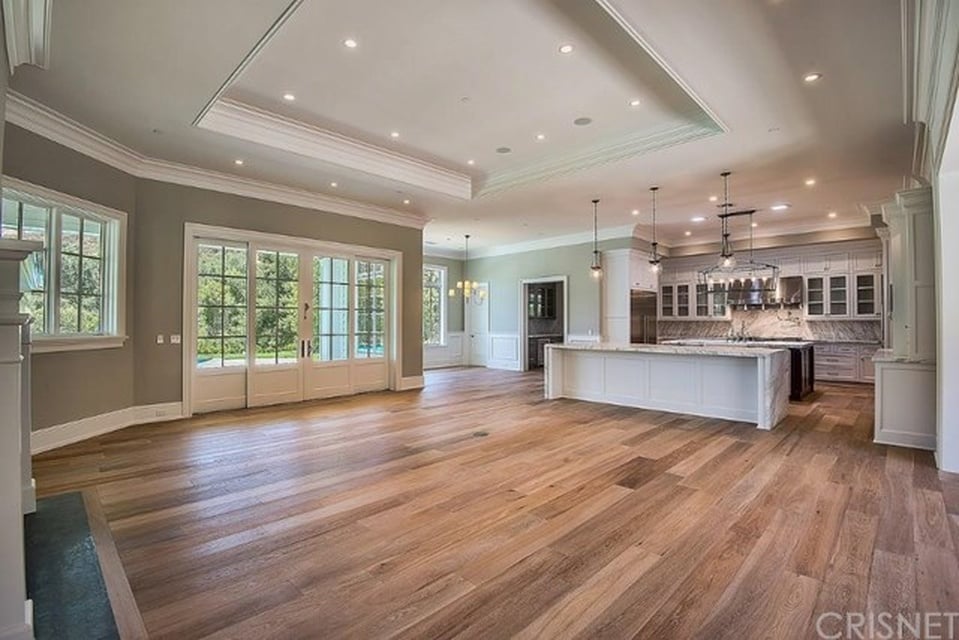 Kylie Jenner Buys Second Calabasas Mansion | POPSUGAR Home ...
