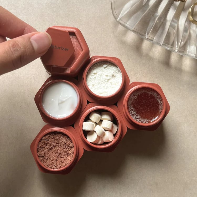 16 Travel Accessories Our Editors Always Bring on Vacation