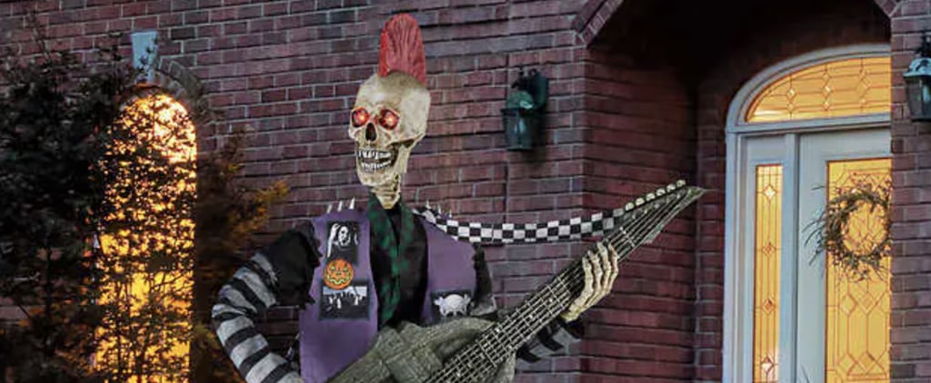 Costco商店6英尺动画玩朋克摇滚的骨架