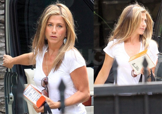 Photos Of Jennifer Aniston In La 2008 10 03 07 45 00