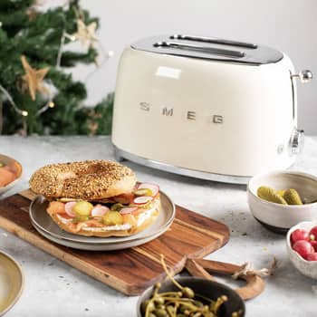 SMEG 1950s Retro Style Aesthetic 2 Slice Toaster - Cream