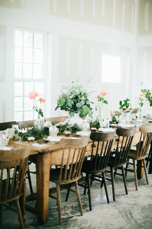 Hgtv Fixer Upper Hosts Surprise Anniversary Party Popsugar Home