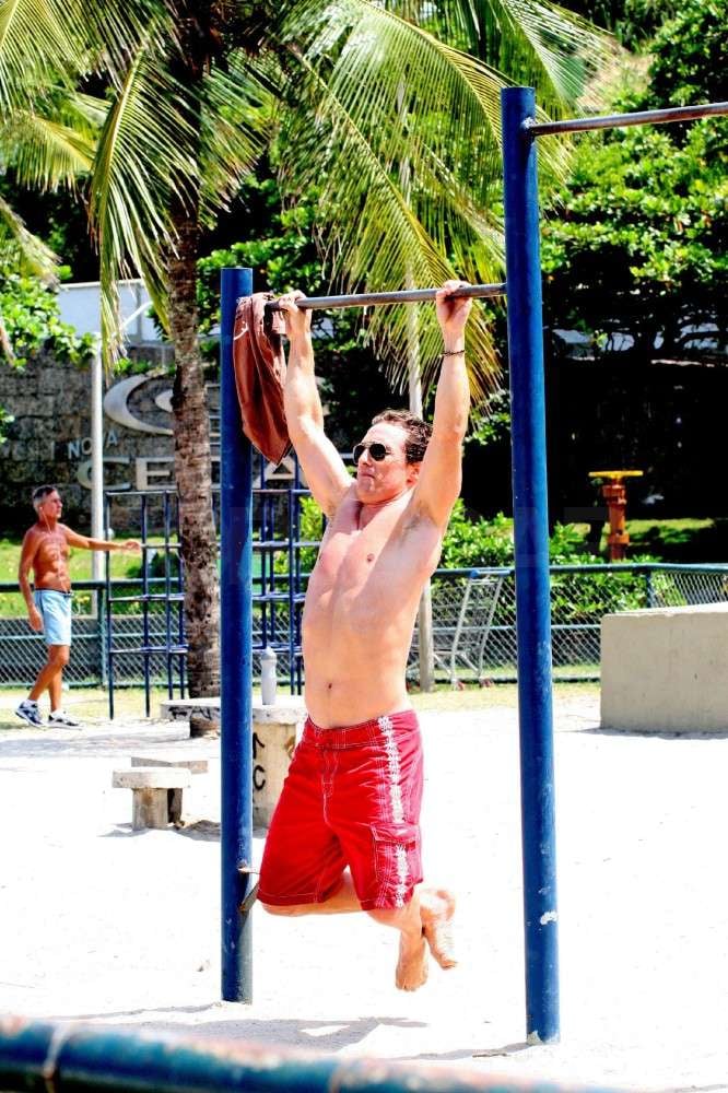Matthew Mcconaughey Skinny Shirtless