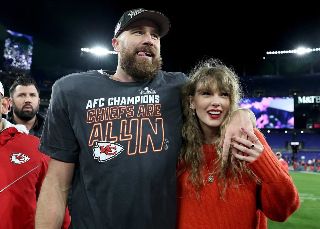 The Hottest NFL WAGs Trend: Game-Day Nails