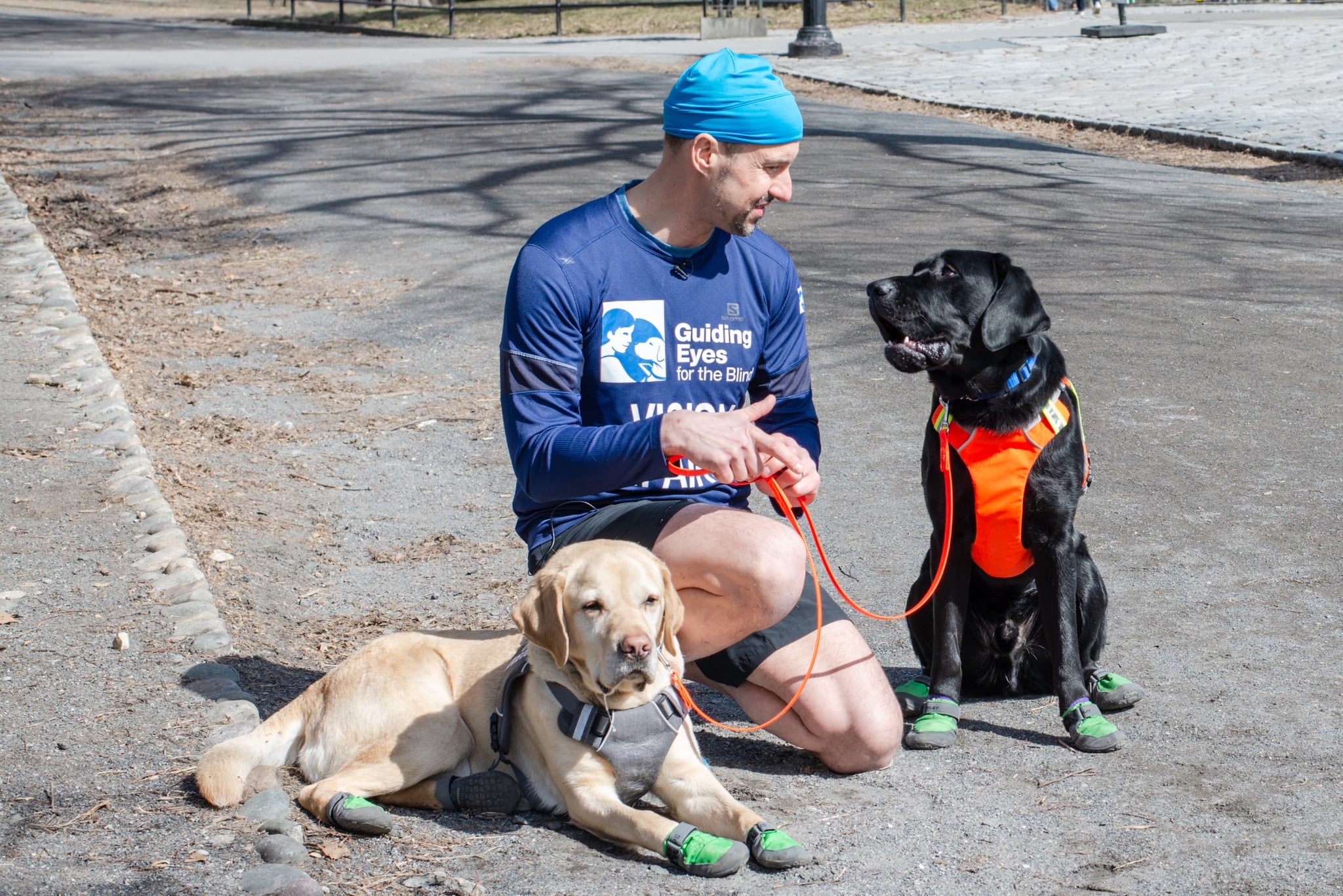 Blind Athlete Runs United NYC Half Led by Service Dogs | PS Fitness