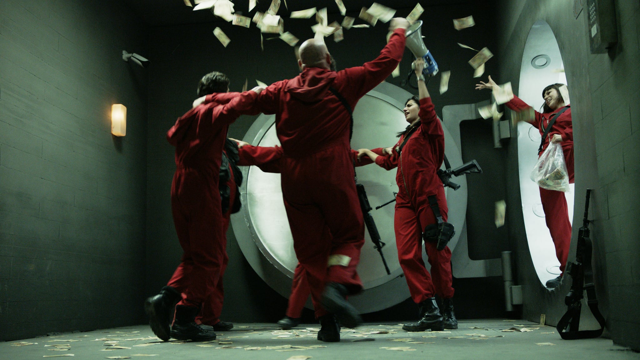 MONEY HEIST, (aka LA CASA DE PAPEL), 'Bella Ciao', (Season 1, ep. 115, aired in US on April 6, 2018). photo: Netflix/Antena 3 / Courtesy: Everett Collection