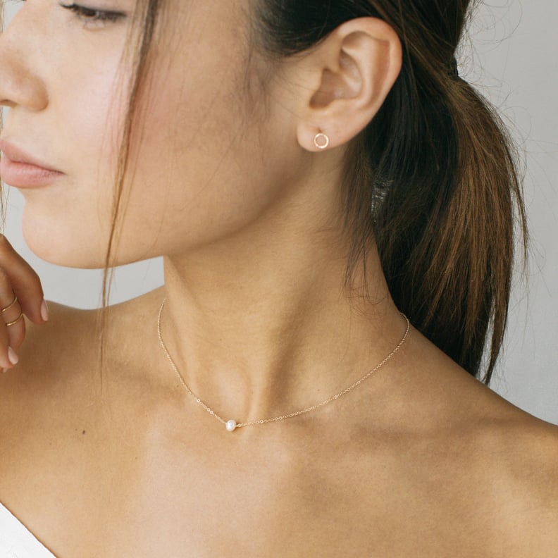For Simple Elegance: Alba Pearl Necklace