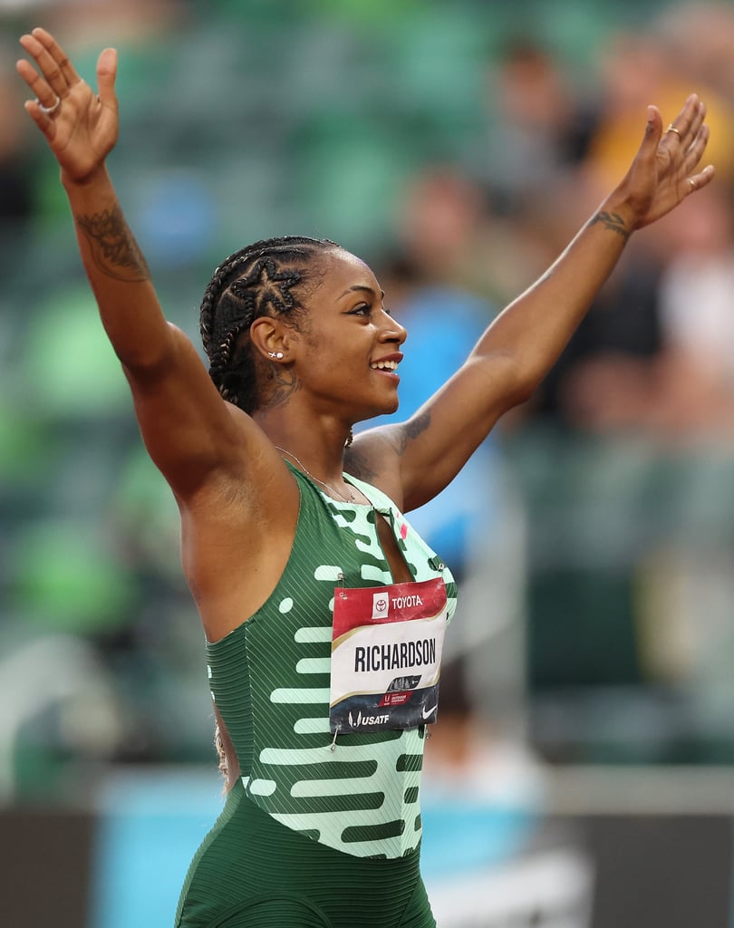 Sha'Carri Richardson Removes Wig Before the 100m Sprint