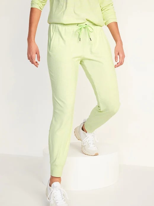 Old navy mid rise breathe best sale on joggers