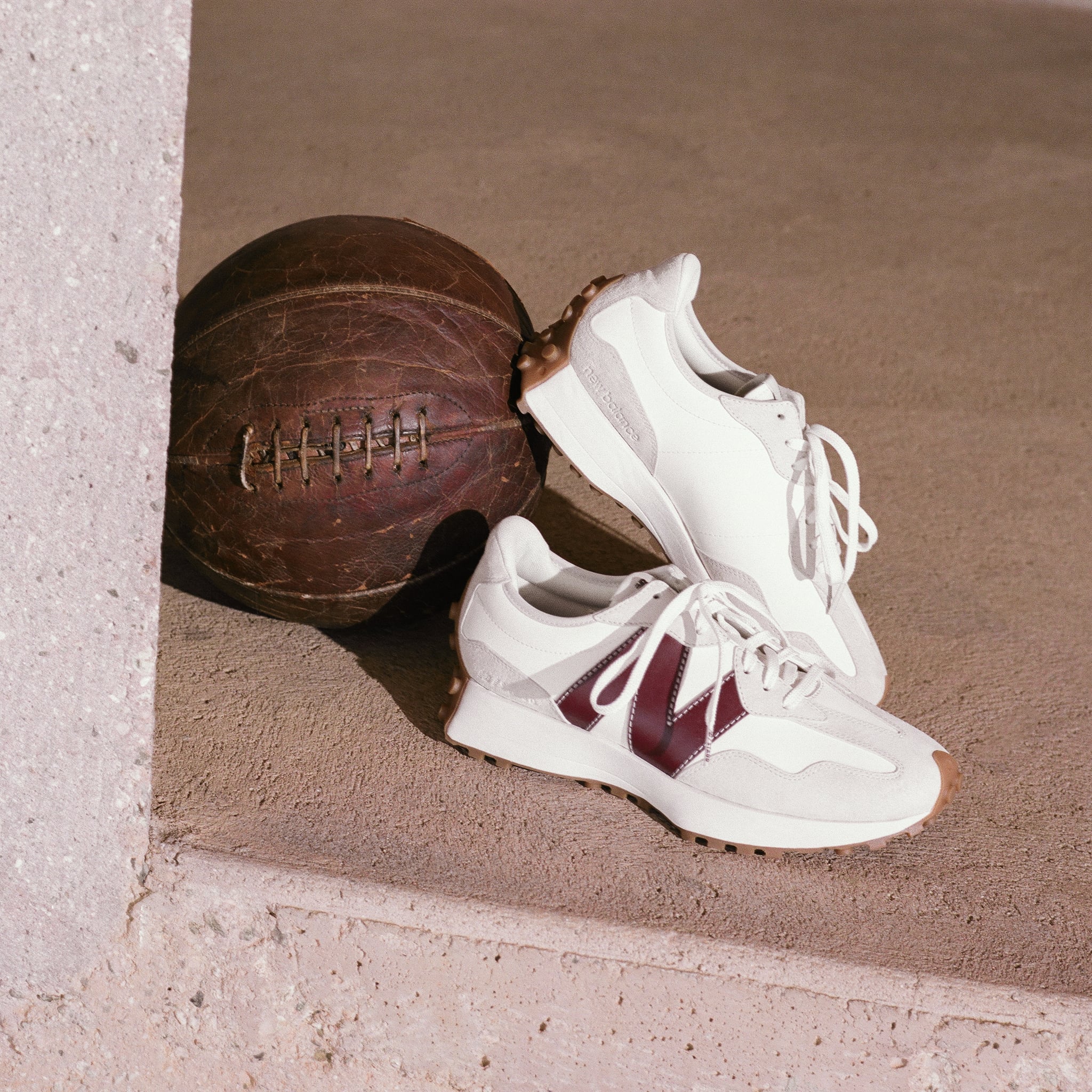 duizelig Europa Gehakt See the Second New Balance x Staud Collection | POPSUGAR Fashion