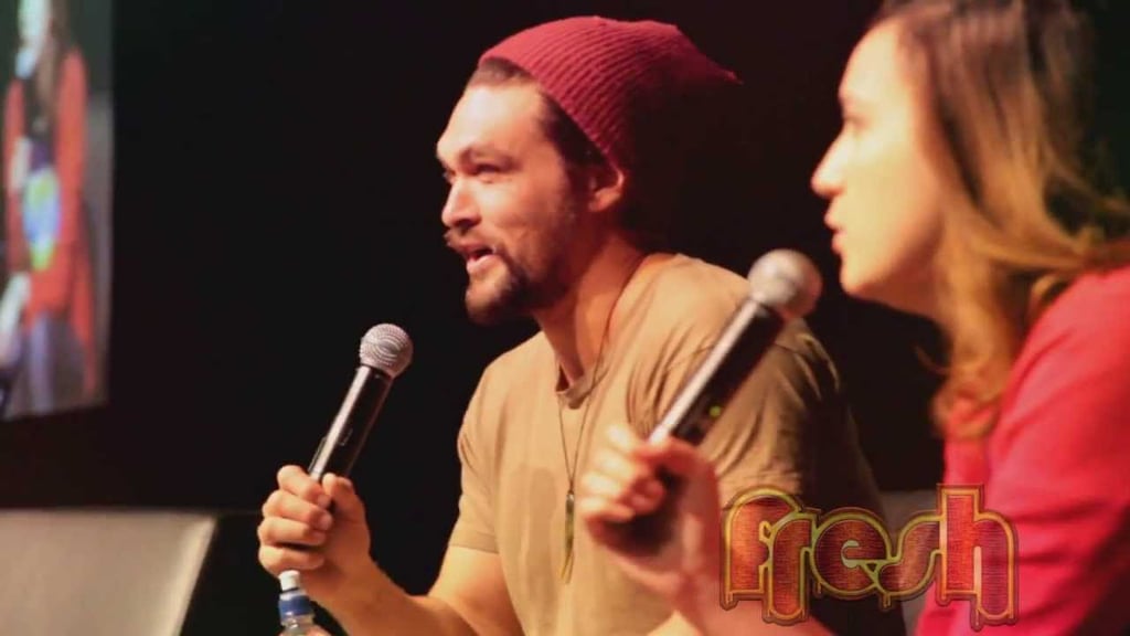 When a Fan's Compliments Made Him Blush Like a Tomato, and He Offered Her His Biceps to Feel (RIP, Fan)