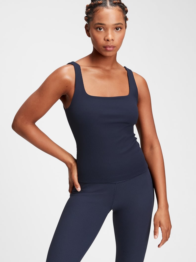 GapFit V-Neck Racerback Sports Bra in Eclipse