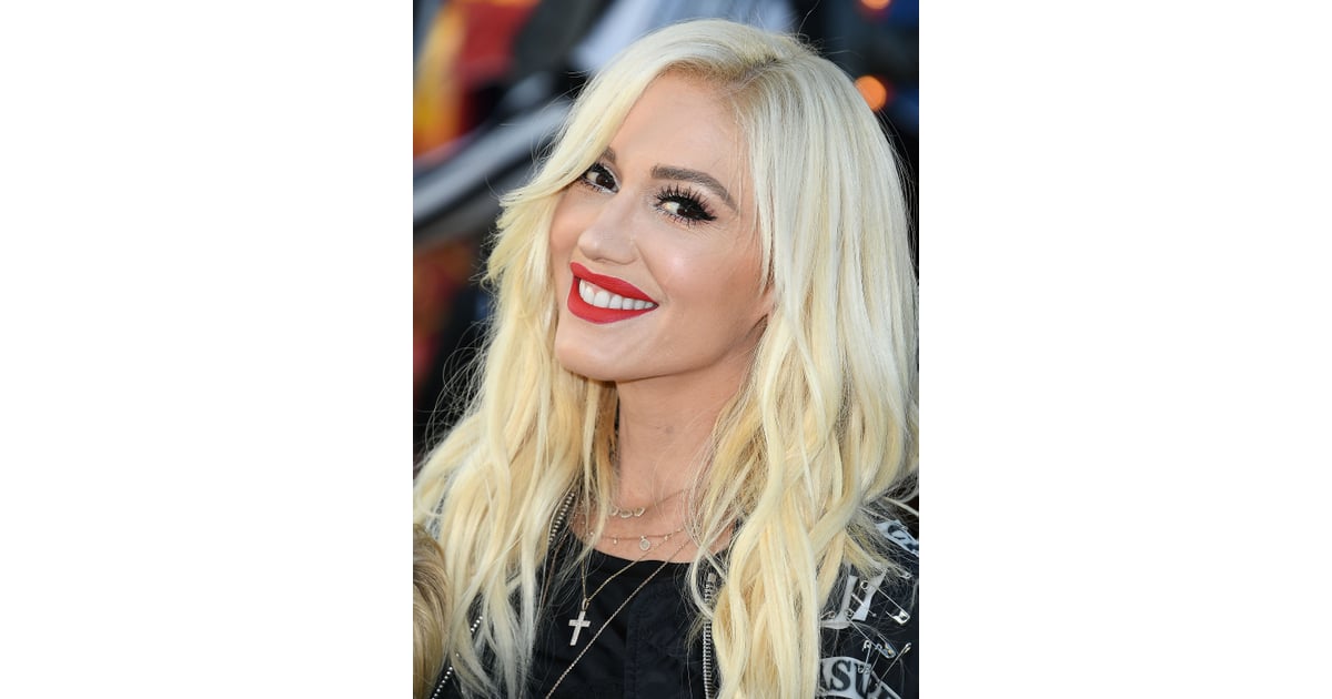Gwen Stefani With Her Current Platinum Hair Gwen Stefanis Natural Hair Colour Is Darker Than 