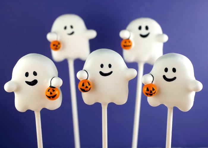 Boo Cake Pops