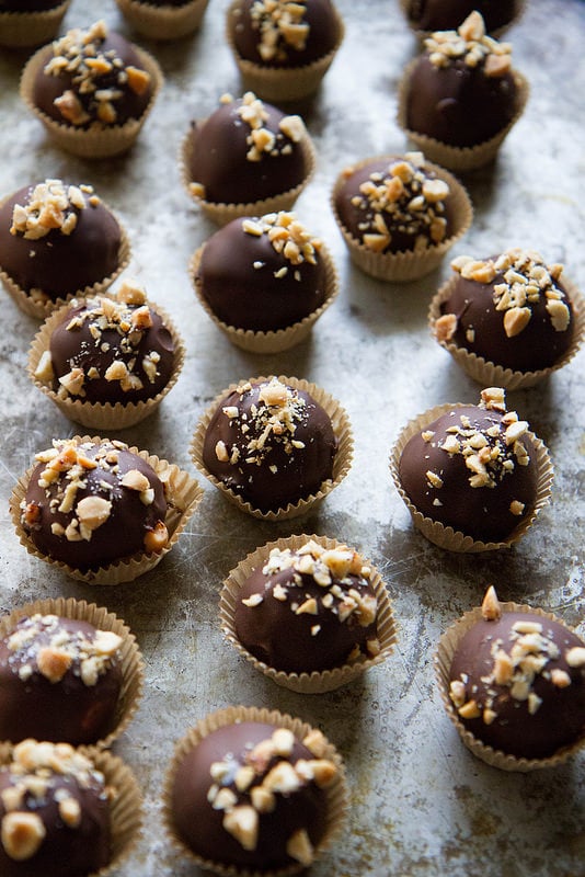 Vegan Chocolate Peanut Butter Truffles