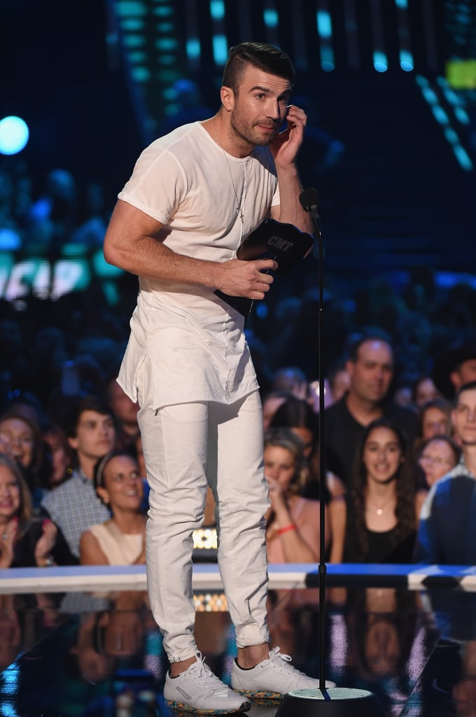 Sam Hunt at the CMT Awards 2015