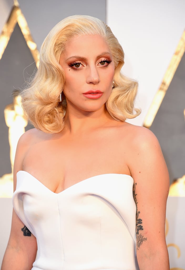 Lady Gaga Makeup at the 2016 Oscars