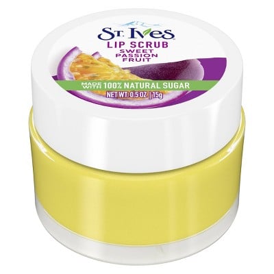 St. Ives Lip Scrub in Sweet Passion Fruit