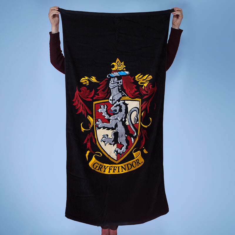 wear it Official Harry Potter Hogwarts Gryffindor Crest Black Cloak Towel 