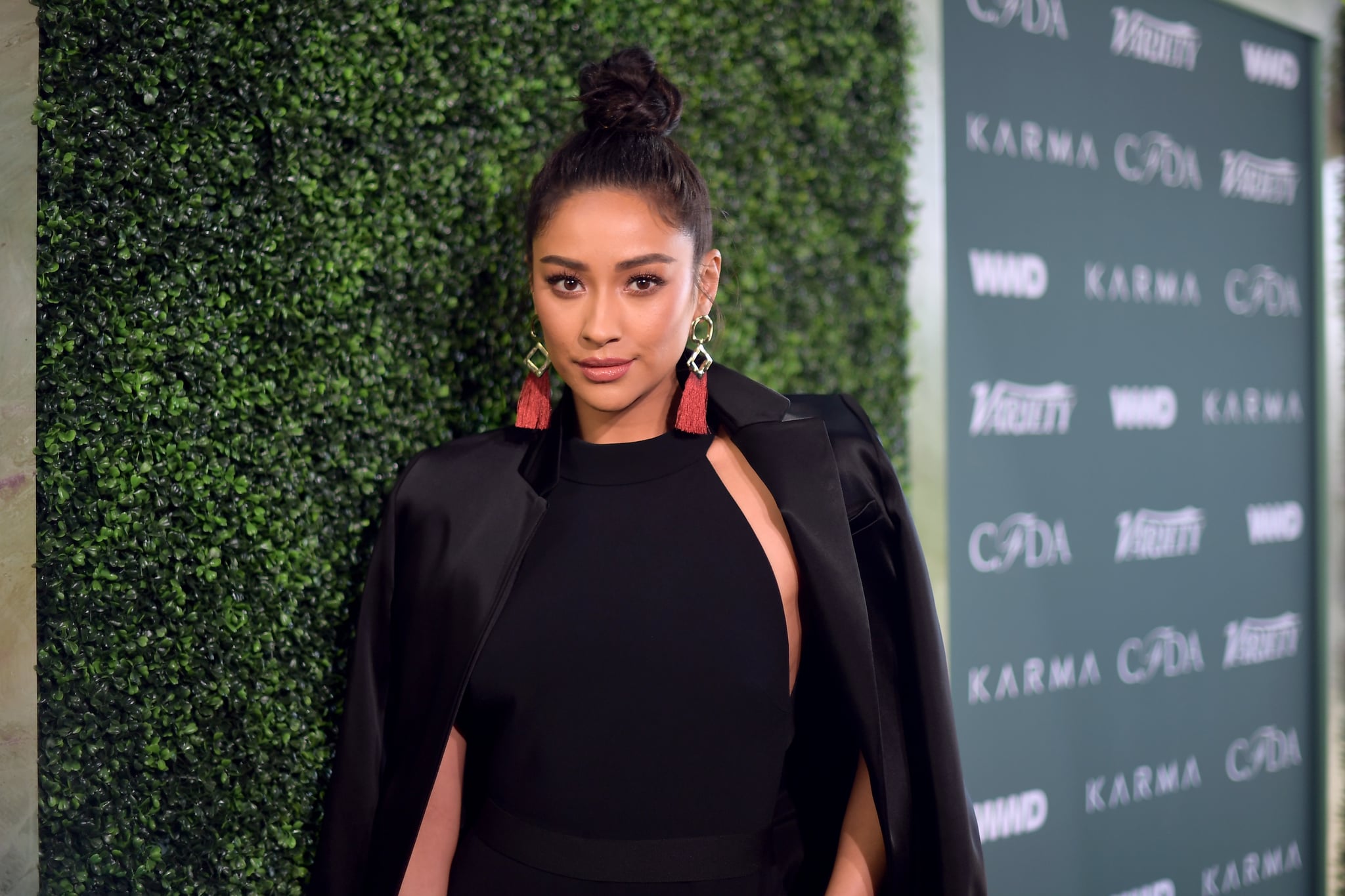 LOS ANGELES, CA - FEBRUARY 20:  Shay Mitchell attends the Runway To Red Carpet, hosted by Council of Fashion Designers of America, Variety and WWD at Chateau Marmont on February 20, 2018 in Los Angeles, California.  (Photo by Matt Winkelmeyer/Getty Images)