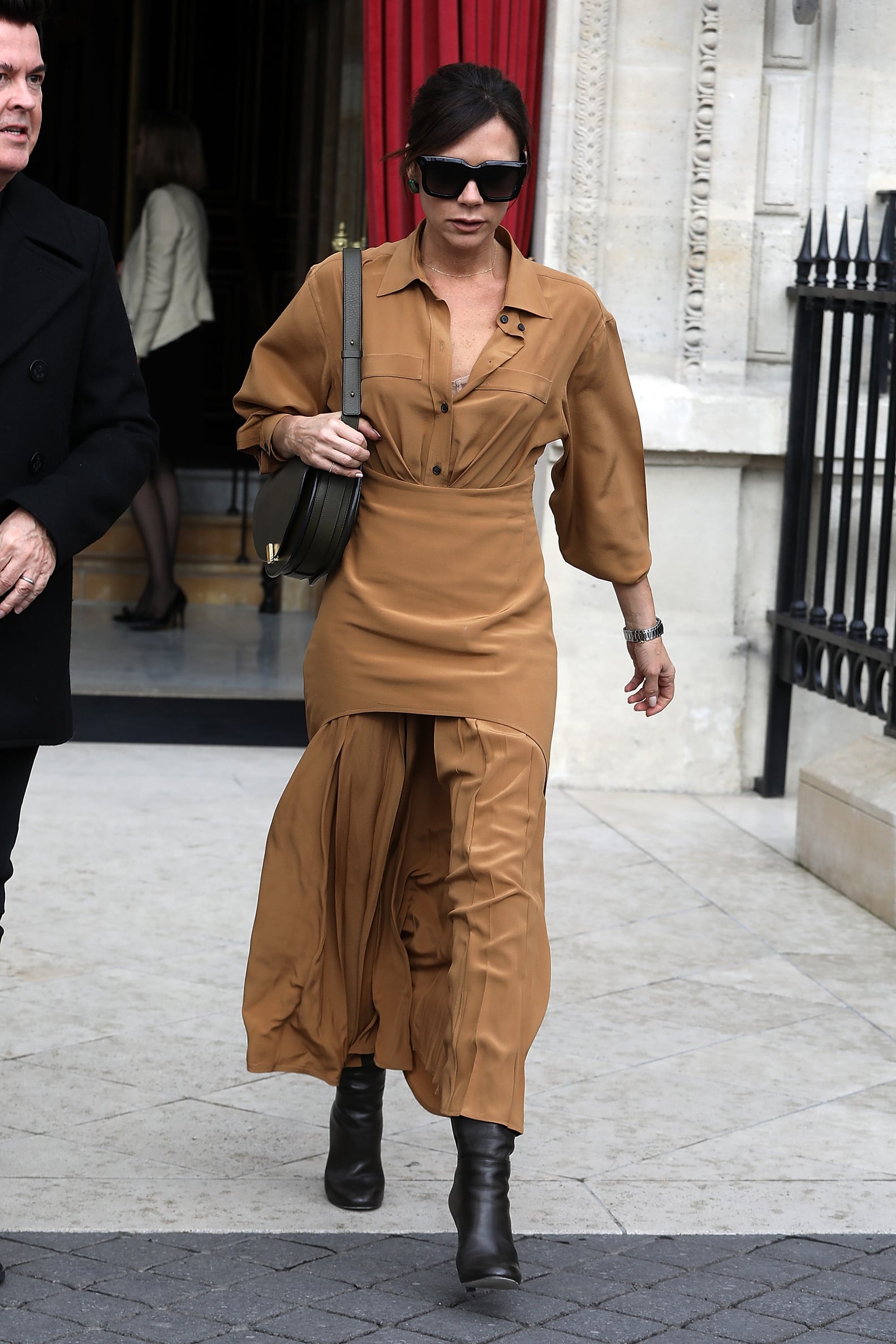 Victoria Beckham Tan Pleated Dress in Paris PS Fashion(02)