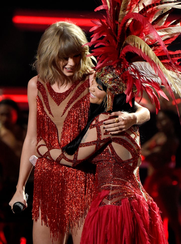 Nicki Minaj and Taylor Swift Performing Together After Their Feud (2015