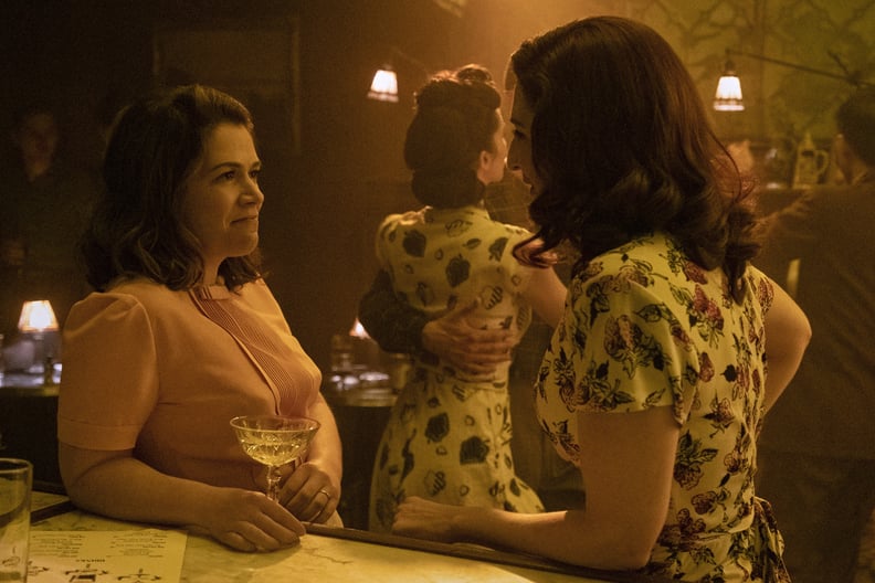 A LEAGUE OF THEIR OWN, from left: Abbi Jacobson, D'Arcy Carden, Batter Up', (Season 1, ep. 101, aired Aug. 12, 2022). photo: Anne Marie Fox / Amazon / Courtesy Everett Collection