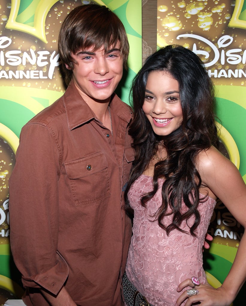 Zac Efron And Vanessa Hudgens Couple Pictures Popsugar Celebrity