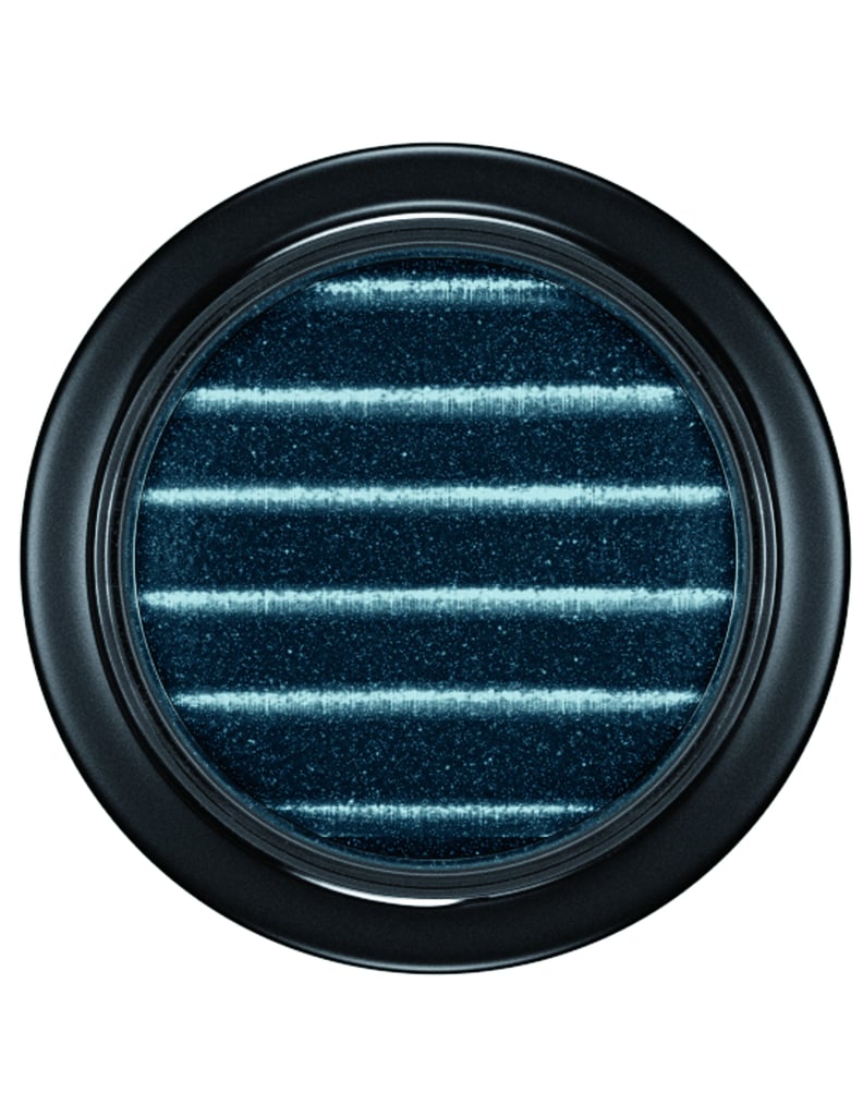 MAC Cosmetics Spellbinder Shadow in Blue Karma