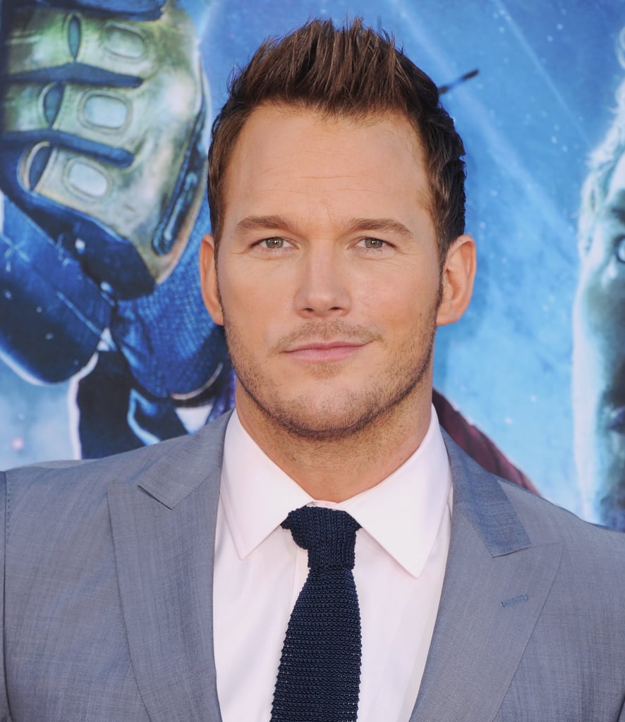 Chris Pratt Smirks | Pictures