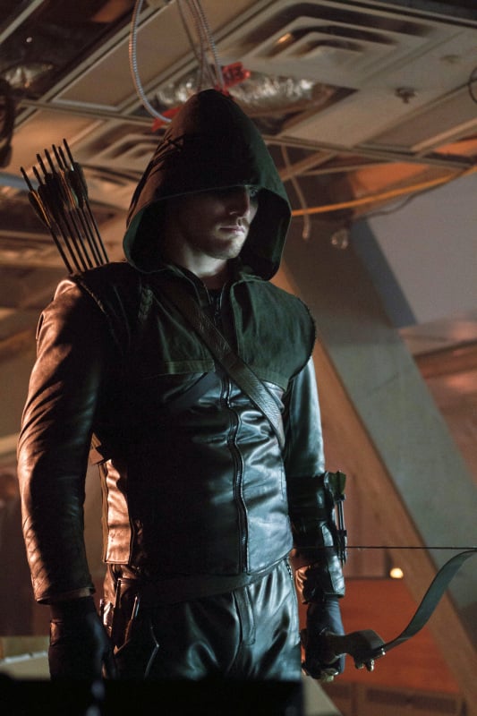 Stephen Amell Pictures On Arrow Popsugar Entertainment Photo 62 4128