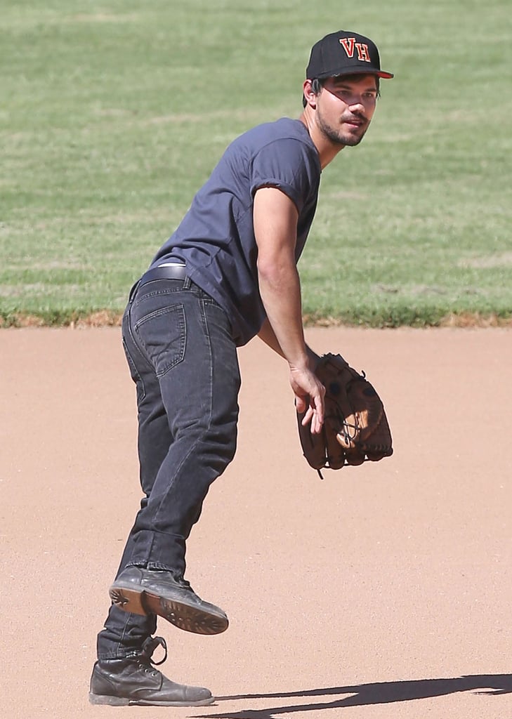 Taylor Lautner Playing Baseball 2014 | Pictures