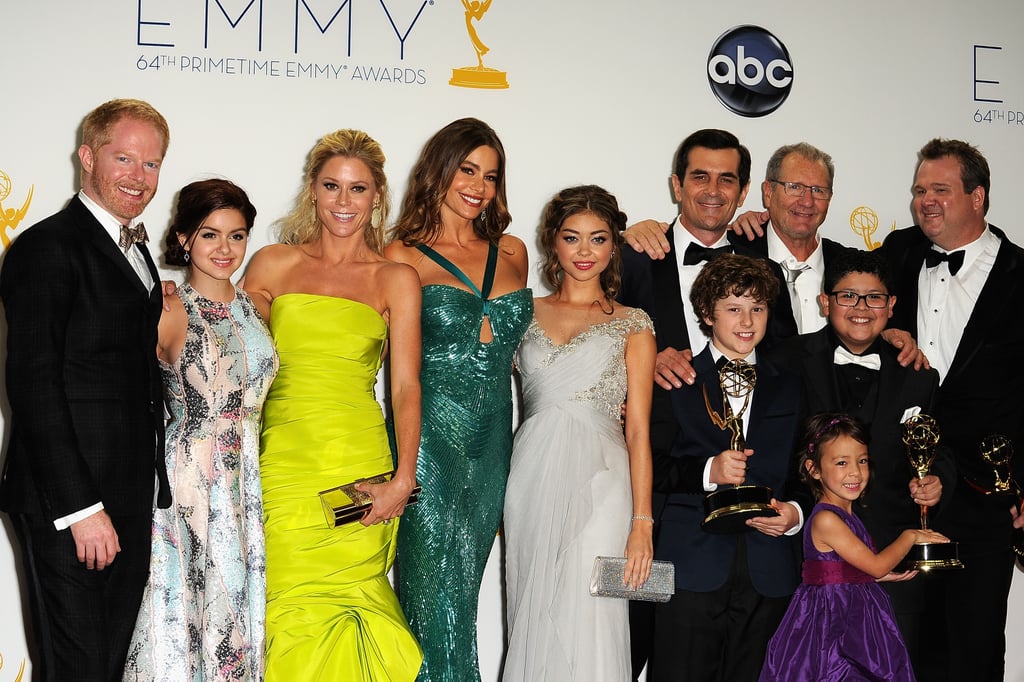 The full Modern Family cast took a photo after their big Emmy win